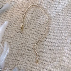 Gold diamond tennis bracelet